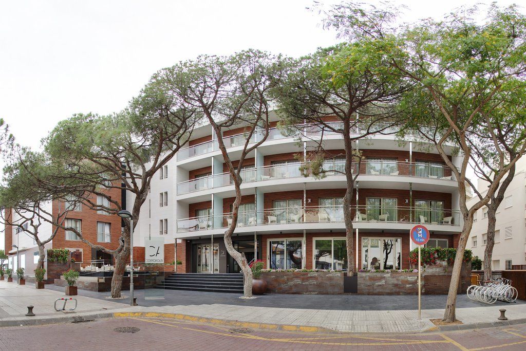 Cosmopolita Hotel Boutique & Spa Platja d'Aro Dış mekan fotoğraf