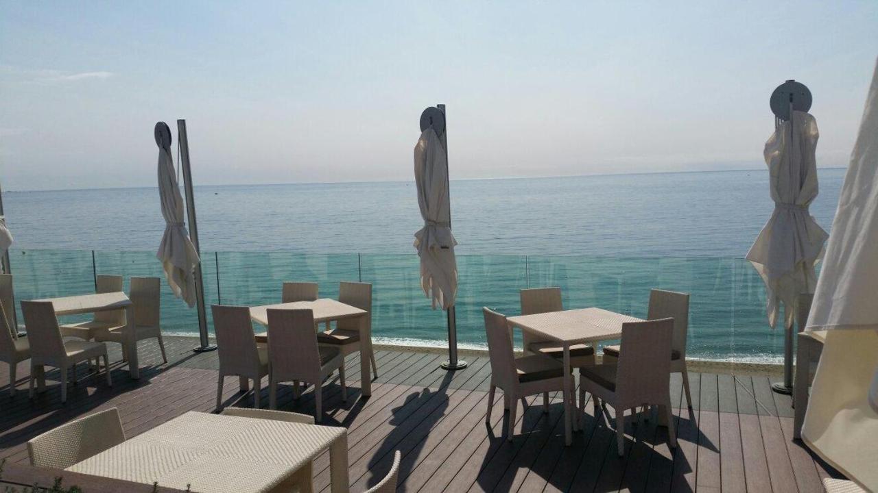 Cosmopolita Hotel Boutique & Spa Platja d'Aro Dış mekan fotoğraf